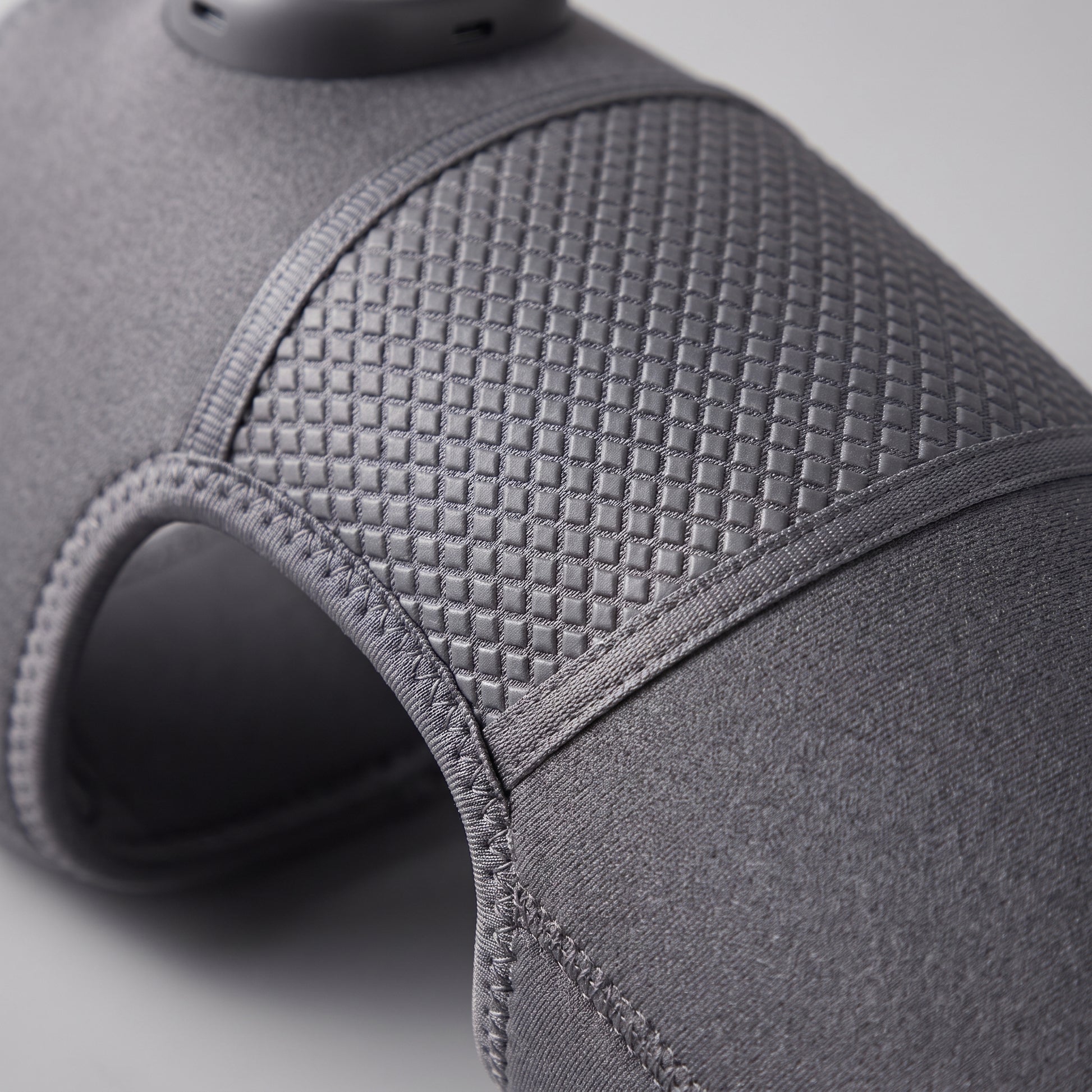 The soft wrap and graphene heating panel of the Velto Heated Knee Massager
