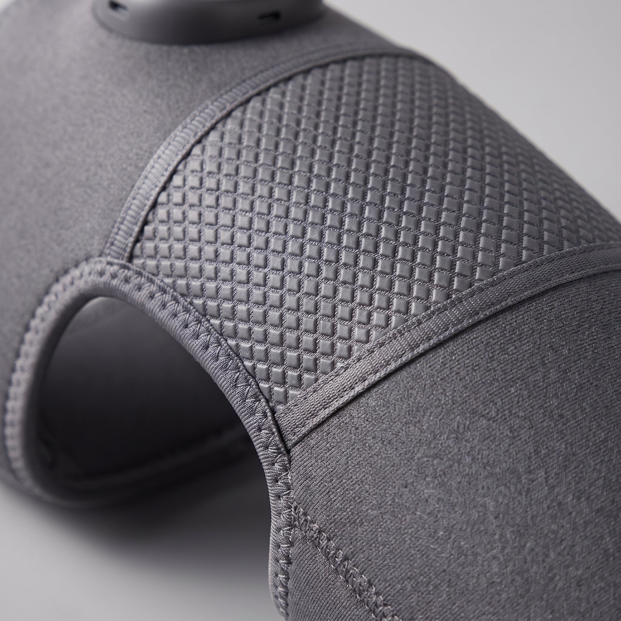 The soft wrap and graphene heating panel of the Velto Heated Knee Massager